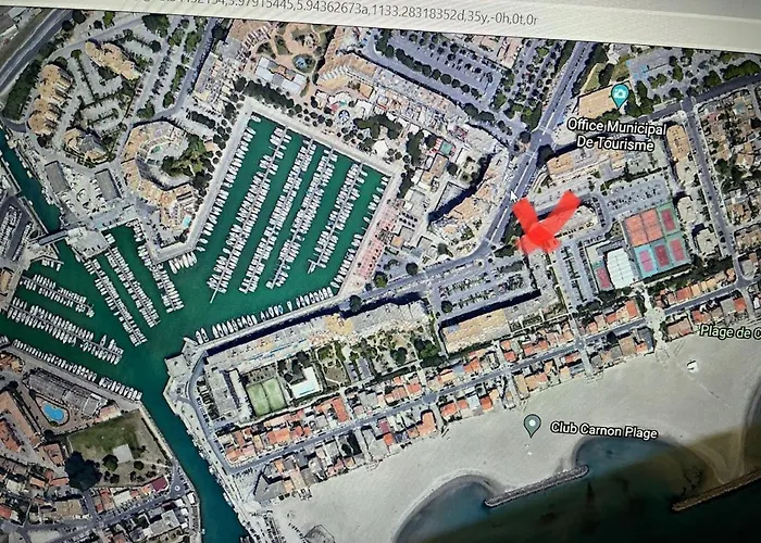 Astudio Lumineux A La Plage, Situation Ideale Commerces, Bateaux ,restaurant A 20 M , A 50 M, Ideal Pour Un Sejour Reposant Apartman